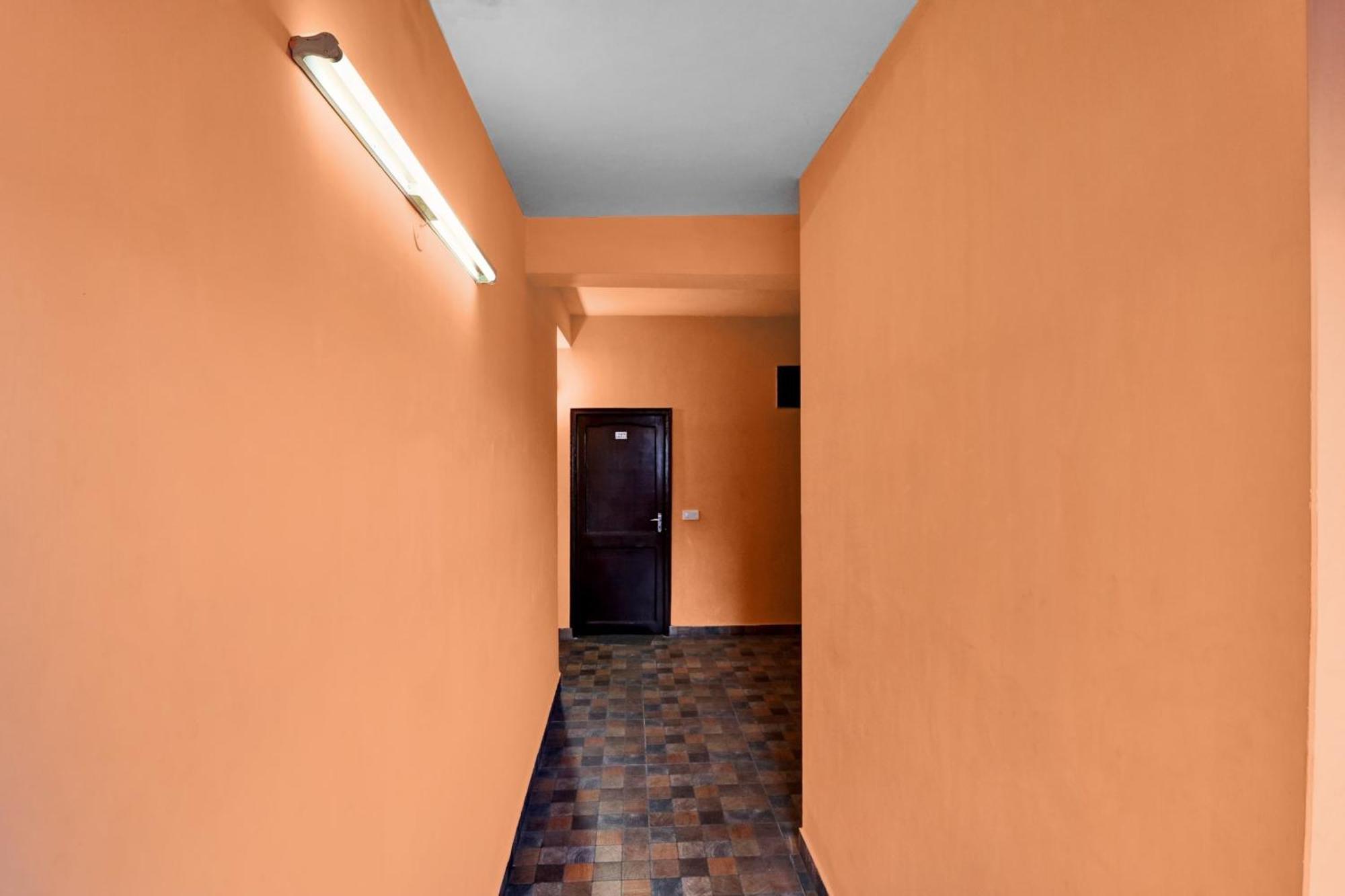 Hotel O New Shushant Regency Шимла Екстериор снимка